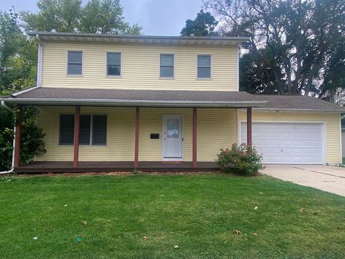 350 S Cottage St, Whitewater, WI, 53190-1816 | Card Image