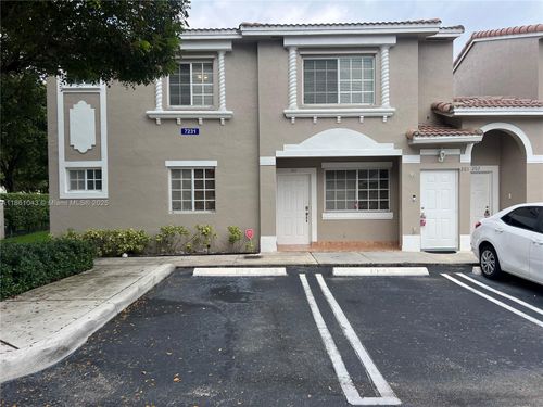 apt-101-7231 Nw 174th Ter, Hialeah, FL, 33015-1108 | Card Image