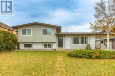 145 S 200 E, House other with 4 bedrooms, 3 bathrooms and 3 parking in Raymond AB | Image 2