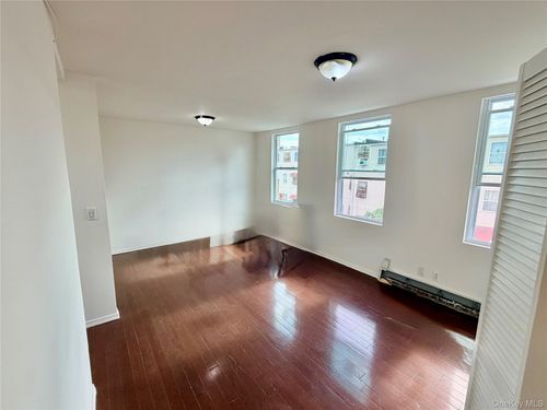 2-1227 Bryant Ave, Bronx, NY, 10459-2078 | Card Image
