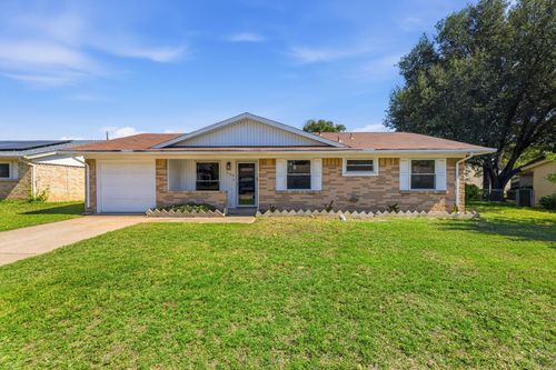 206 Rockaway Dr, Duncanville, TX, 75116-3631 | Card Image