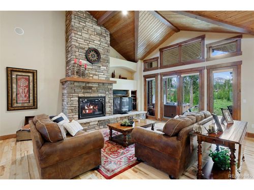 217 Leland Creek Cir, Winter Park, CO, 80482-5103 | Card Image
