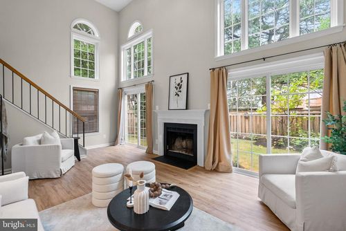 20400 Ivybridge Ct, MONTGOMERY VILLAGE, MD, 20886-4378 | Card Image