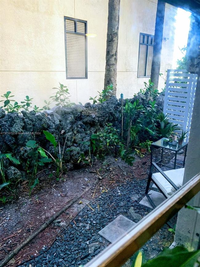 APT-11 - 130 Mendoza Ave, Condo with 0 bedrooms, 1 bathrooms and null parking in Coral Gables FL | Image 12