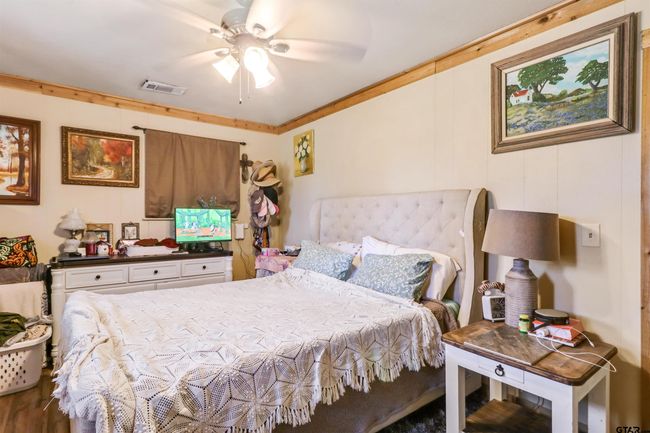 614 Maple Ave, House other with 4 bedrooms, 2 bathrooms and null parking in Cushing TX | Image 15