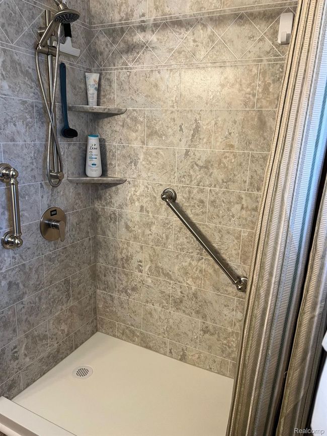 85 S Pinnebog Rd, House other with 2 bedrooms, 2 bathrooms and null parking in Bad Axe MI | Image 22