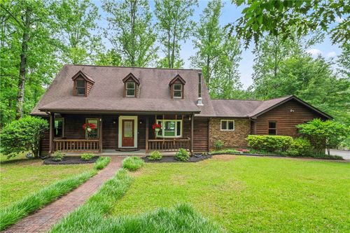 175 Beaver Lake Dr, West Union, SC, 29696-3201 | Card Image
