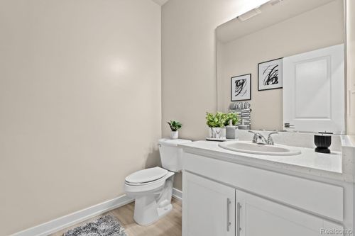 unit-d-105 N Laurel St, Royal Oak, MI, 48067-2785 | Card Image