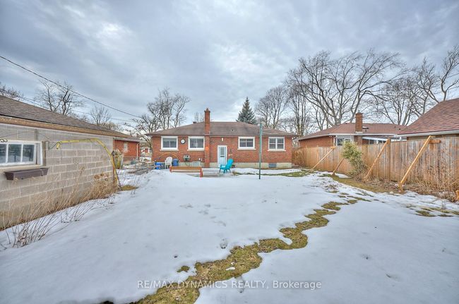 34 Barron St, House other with 3 bedrooms, 1 bathrooms and 3 parking in Welland ON | Image 32