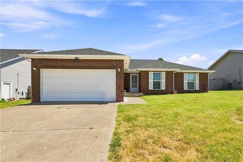 1701 S Beth Dr, Rogers, AR, 72758-5648 | Card Image