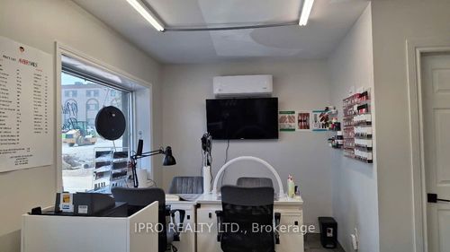 175 West St, Simcoe, ON, N3Y1S7 | Card Image