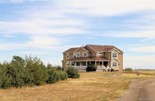 1212 N County Road 125, Bennett, CO, 80102-8538 | Card Image