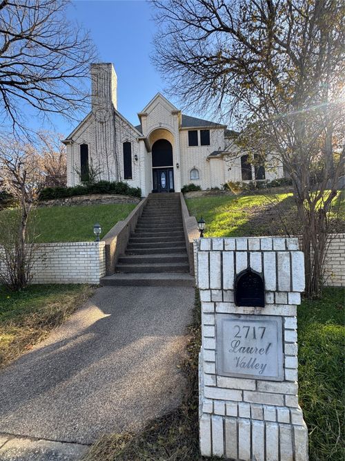 2717 Laurel Valley Ln, Arlington, TX, 76006-4019 | Card Image