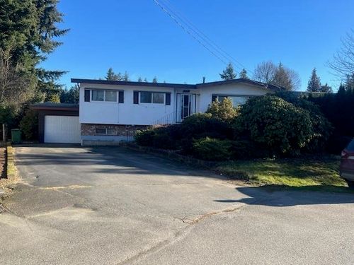 1930 Westbury Ave, Abbotsford, BC, V2S1C1 | Card Image