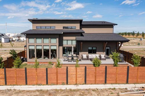 11 Tenhove St, Red Deer, AB, T4P0Z2 | Card Image