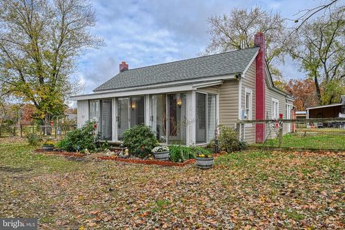 464 Belsches Rd, BUMPASS, VA, 23024-4109 | Card Image