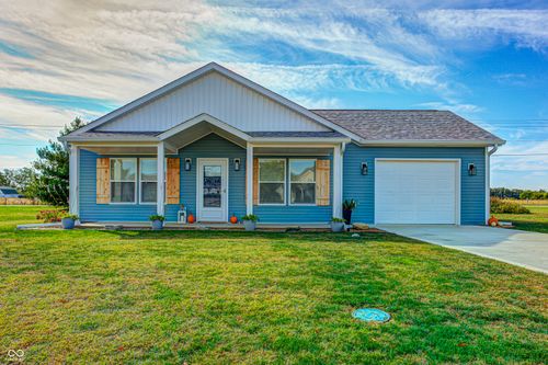 105 Sunburst Cir, Alexandria, IN, 46001-8077 | Card Image