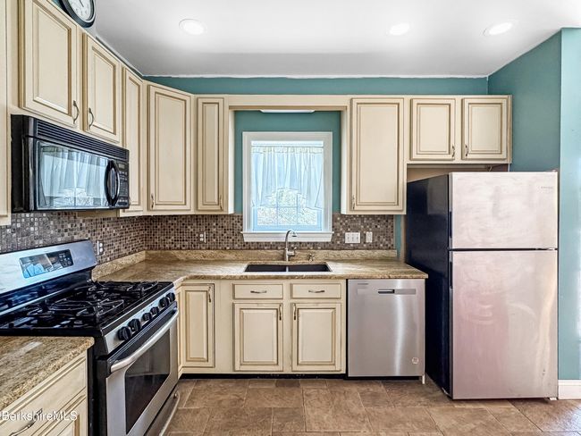 432 Grange Hall Rd, House other with 4 bedrooms, 3 bathrooms and null parking in Dalton MA | Image 8