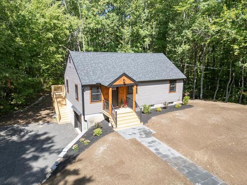 84 N Main St, Mont Vernon, NH, 03057-1405 | Card Image