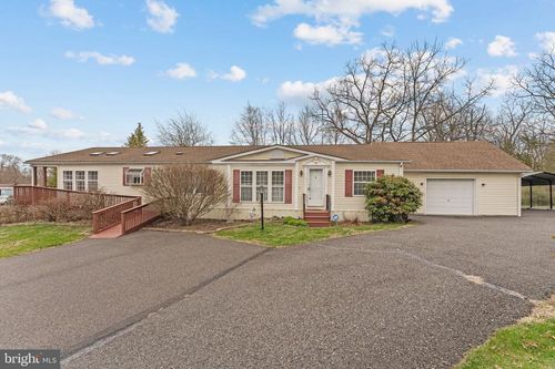 1 Poplar Cir, QUAKERTOWN, PA, 18951 | Card Image