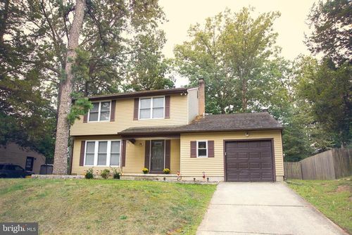 9 Pine Glen Dr, SICKLERVILLE, NJ, 08081-1319 | Card Image