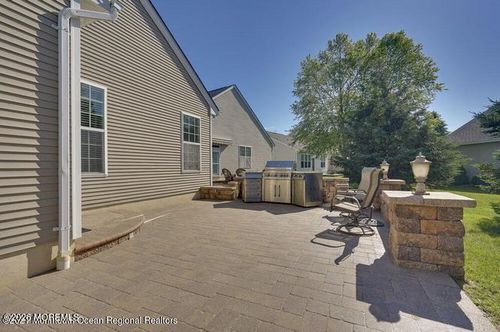 2 Marlow Dr, Jackson, NJ, 08527-4692 | Card Image