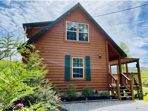 306 N Circle Dr, Gatlinburg, TN, 37738 | Card Image