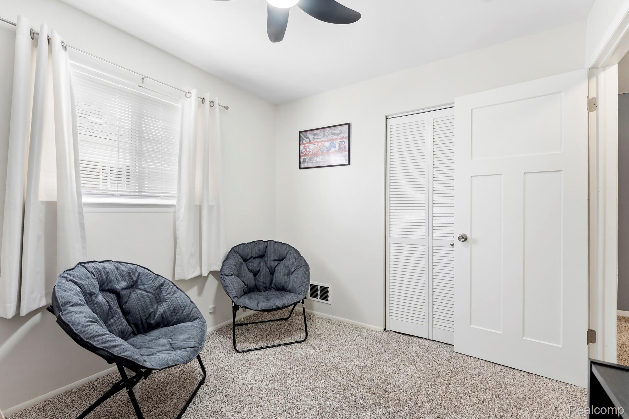 Residential in Dearborn Heights 5