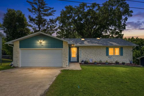 26 Trail Ridge Dr, Kimberling City, MO, 65686-9633 | Card Image