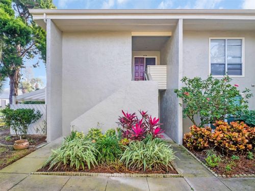 616-616 Windrush Bay Dr, TARPON SPRINGS, FL, 34689-1208 | Card Image