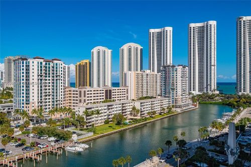 1227-500 Bayview Dr, Sunny Isles Beach, FL, 33160-4778 | Card Image