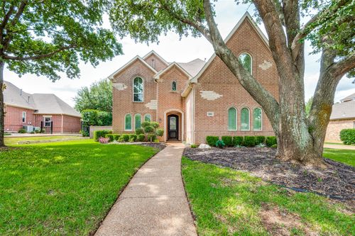 1016 Hanover Dr, Southlake, TX, 76092-8683 | Card Image