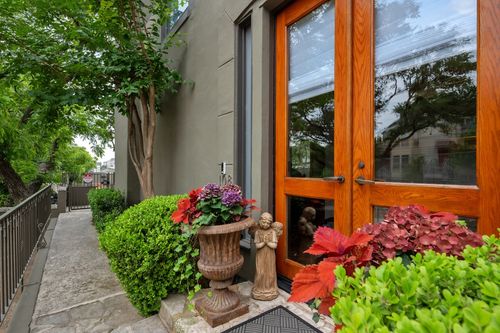 108-1111 W 12th St, Austin, TX, 78703-4157 | Card Image