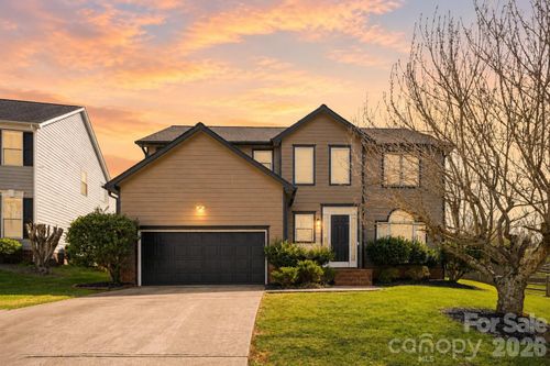 4704 Lone Tree Ct, Charlotte, NC, 28269-8230 | Card Image