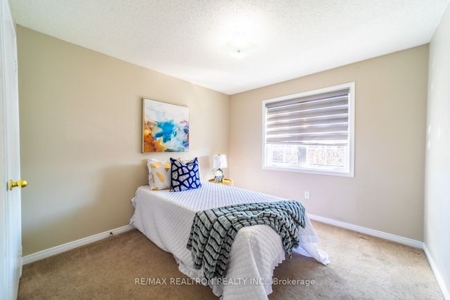 1891 Dalhousie Cres, House other with 4 bedrooms, 3 bathrooms and 1 parking in Oshawa ON | Image 19