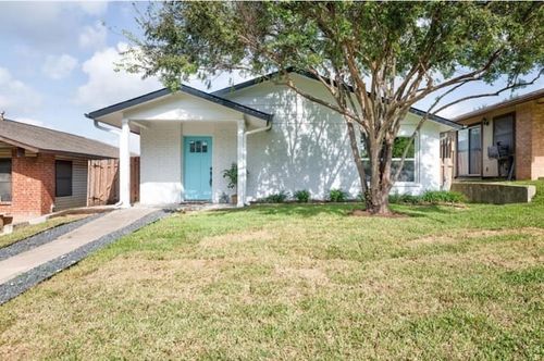 5700 Signal Pt, Austin, TX, 78724-6156 | Card Image