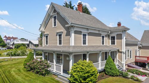88 Main St, Milbridge, ME, 04658-3511 | Card Image