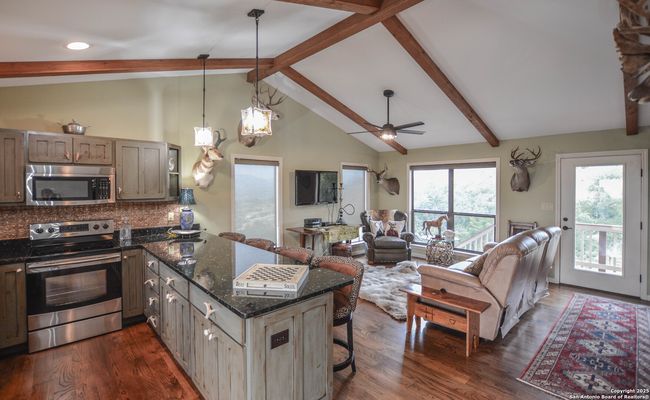 1401 Cedar Mesa Rd, Home with 3 bedrooms, 2 bathrooms and null parking in Tarpley TX | Image 39
