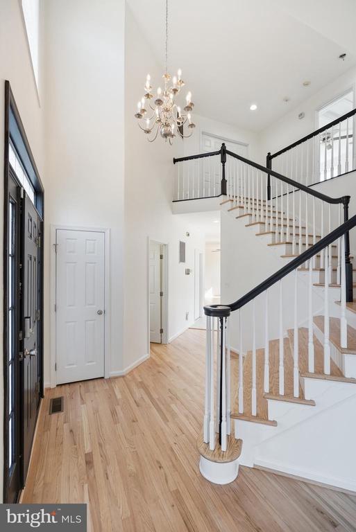 Residential in WOODBRIDGE 5