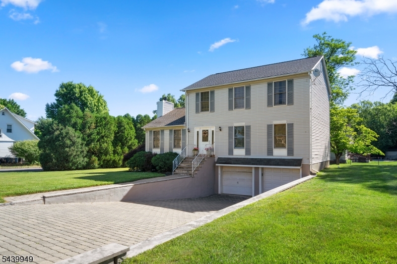 Residential Lease in Montville Twp. 2