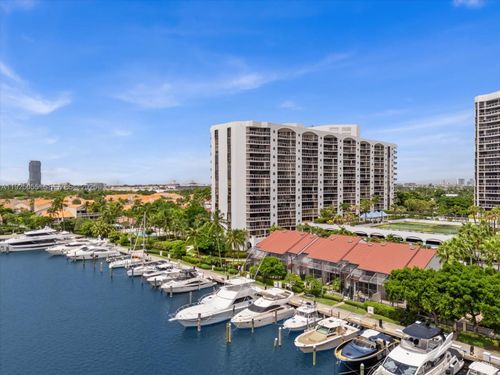 apt-805-3610 Yacht Club Dr, Aventura, FL, 33180-3544 | Card Image