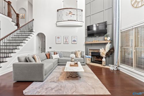 6 September Ln Sw, Huntsville, AL, 35824-4000 | Card Image