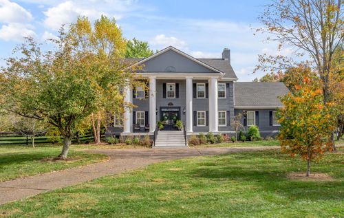 101 Foxborough Ct, Nicholasville, KY, 40356-9157 | Card Image
