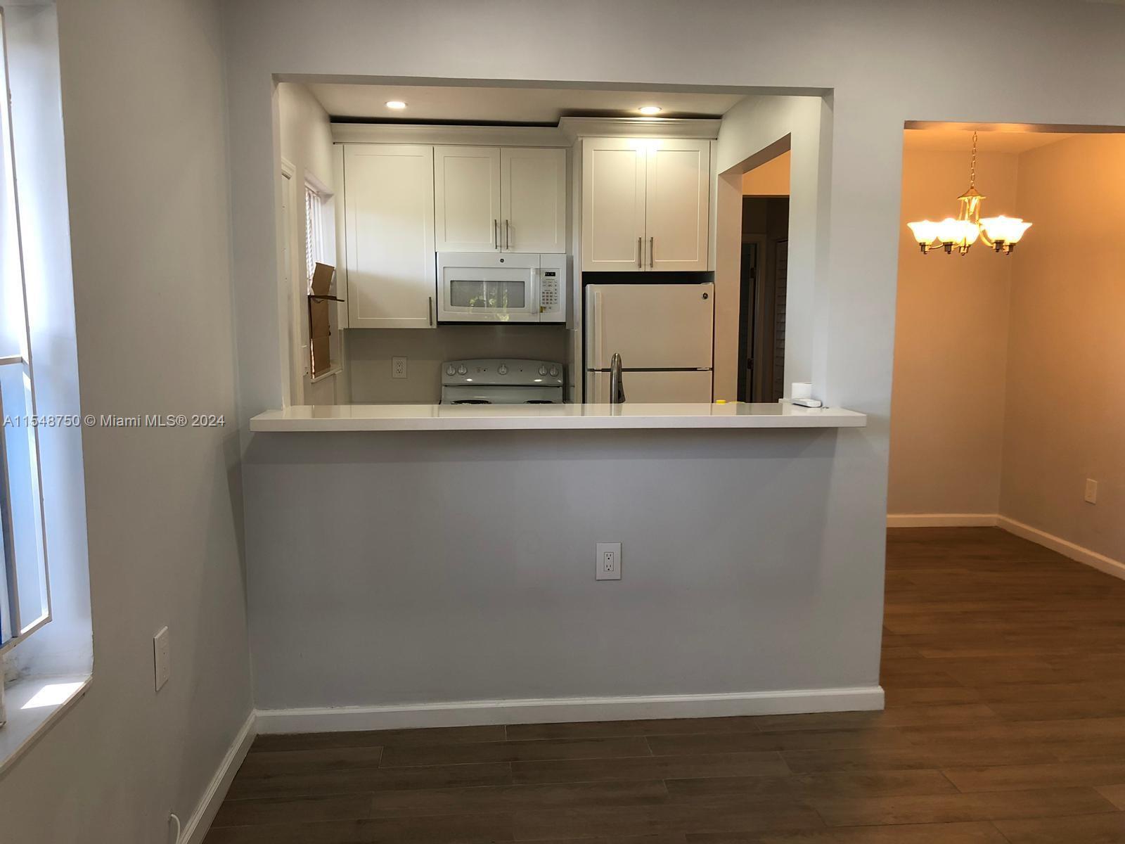 1st Ave, Miami, FL 33127