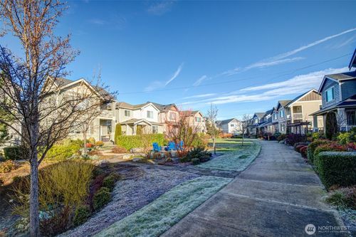 32359 Tolmie Ln, Black Diamond, WA, 98010-5047 | Card Image