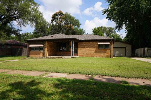 1120 E Donnell St, Wichita, KS, 67216-1430 | Card Image