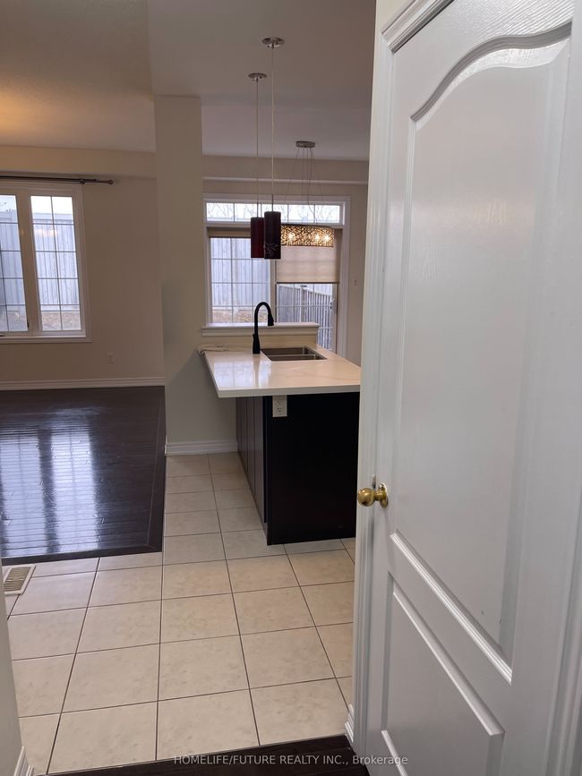 167 Hammersly Blvd, House attached with 5 bedrooms, 4 bathrooms and 2 parking in Markham ON | Image 4