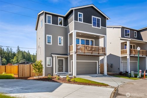 18527 Se 271st Ct, Kent, WA, 98042 | Card Image