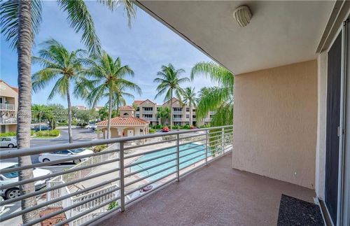 207-2711 Ocean Club Blvd, Hollywood, FL, 33019-3951 | Card Image