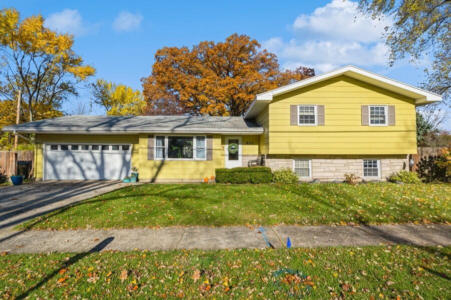 Detroit St, New Buffalo, MI 49117